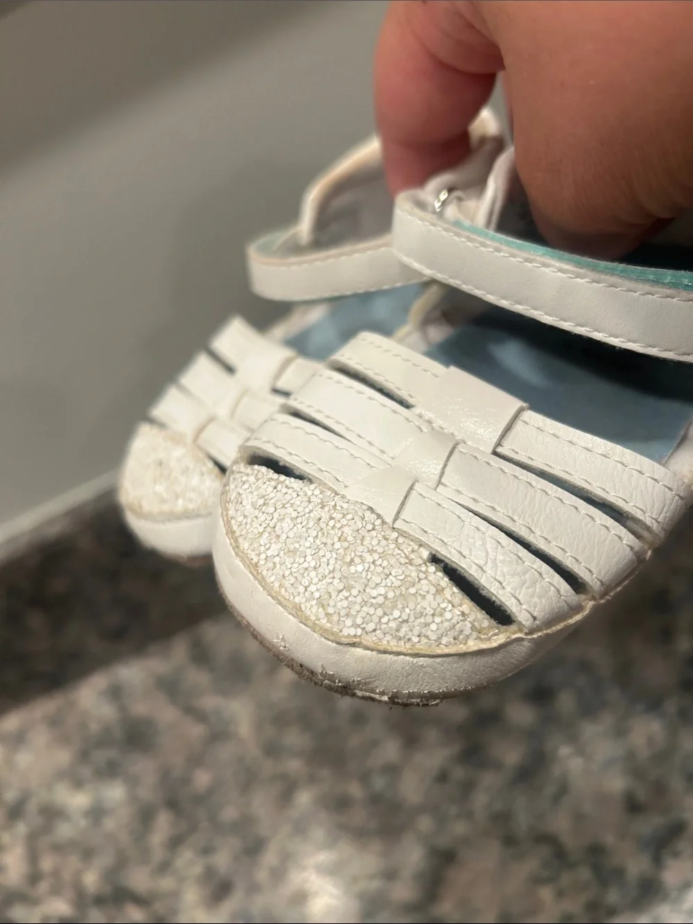 Robeez White Toddler Glitter-Toe Mary Jane Sandals